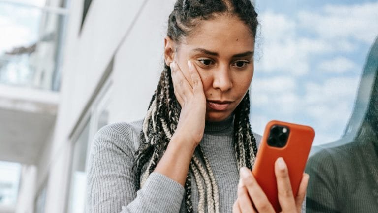 4 Ways to Hook Video Viewers